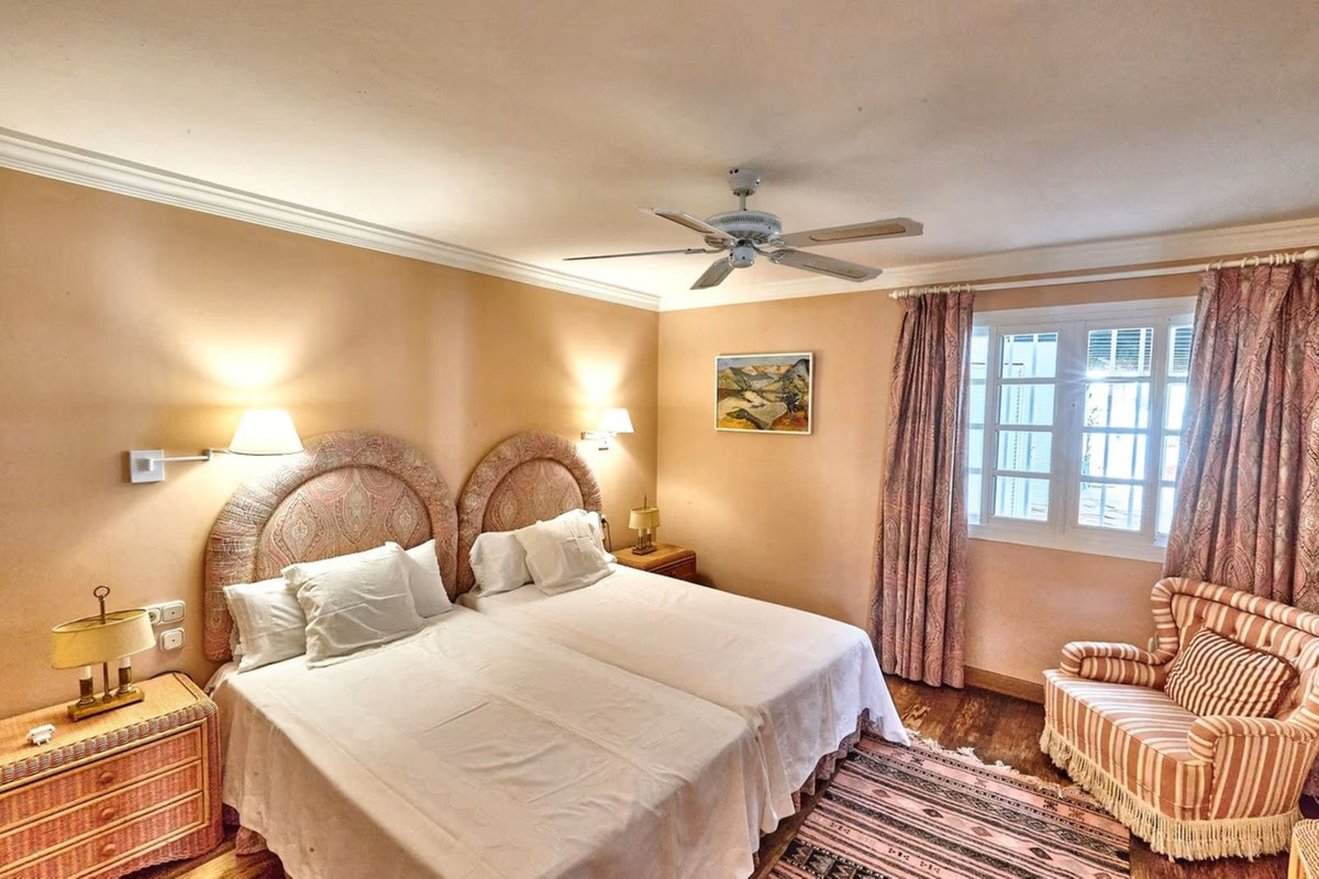 R5016967 - 7 Dormitorio Villa en San Pedro de Alcantara, Málaga