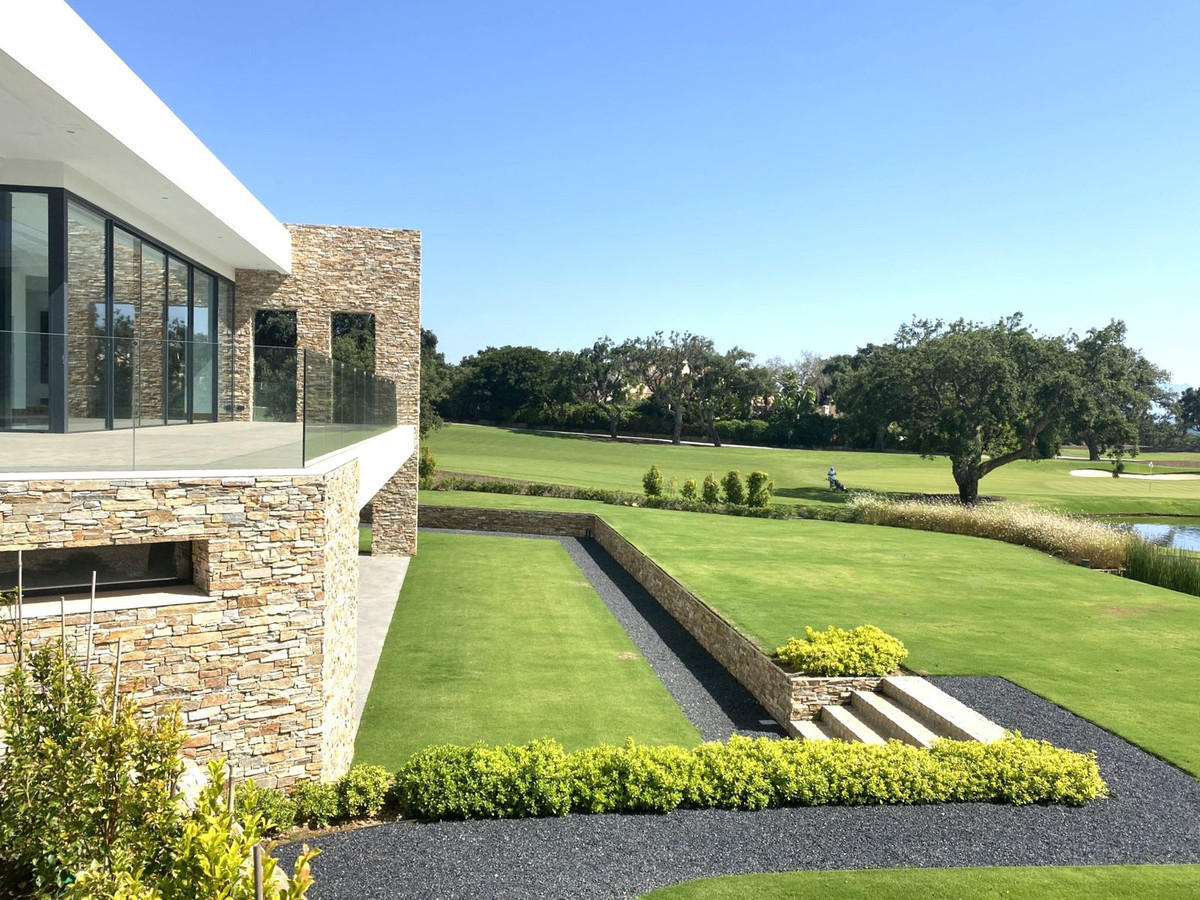 R5014051 - 6 Bedroom Villa in Sotogrande, Cadiz