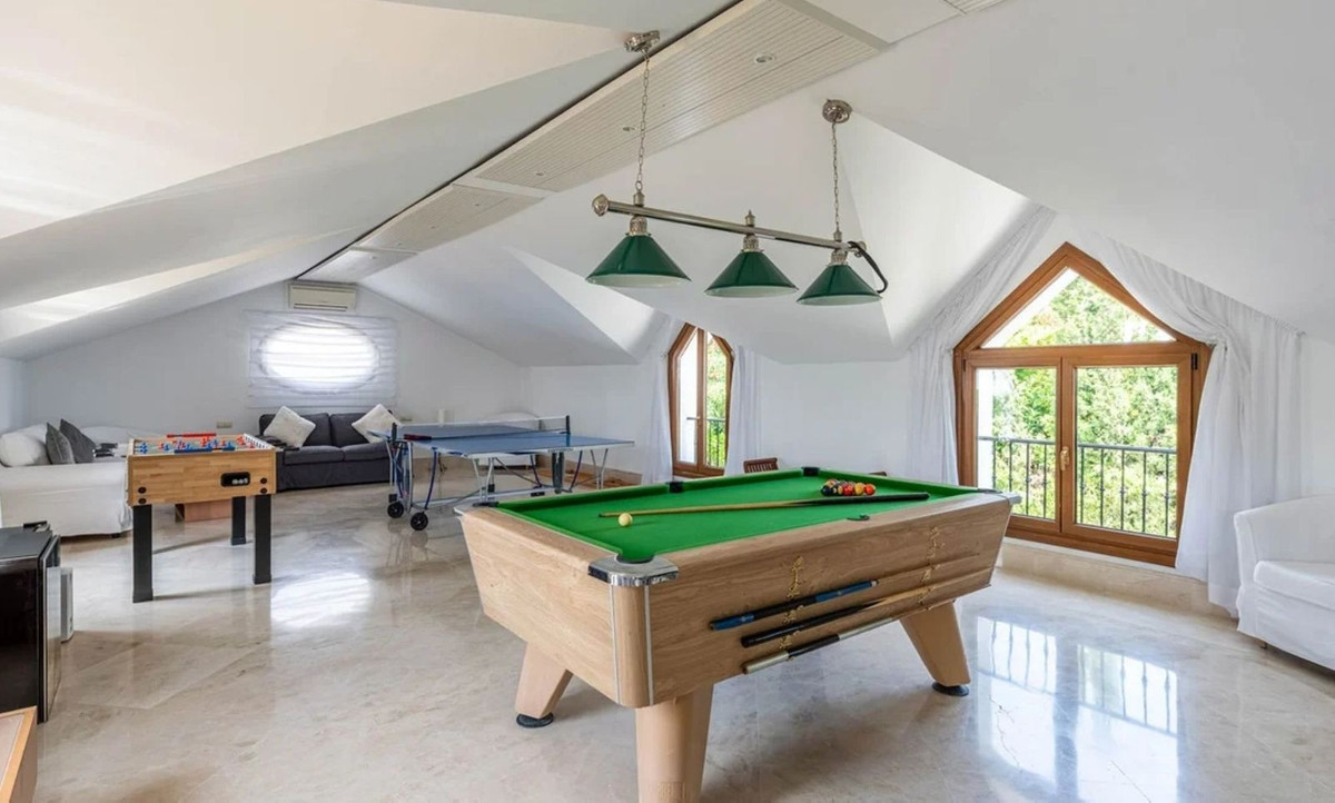 R5014039 - 7 Bedroom Villa in Sotogrande, Cadiz