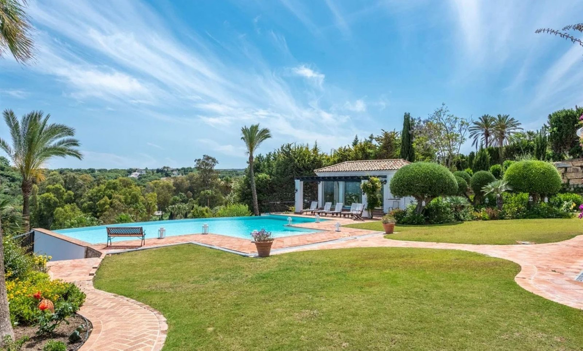 R5014039 - 7 Bedroom Villa in Sotogrande, Cadiz