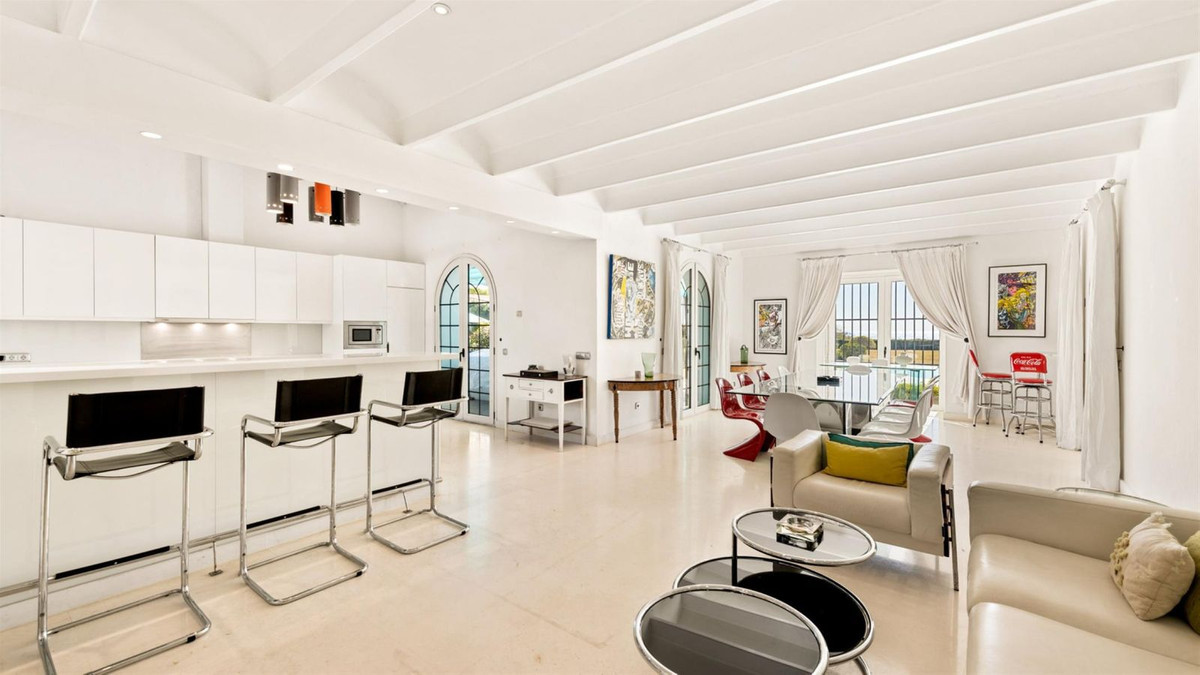 R5017099 - 8 Dormitorio Villa en Estepona, Málaga