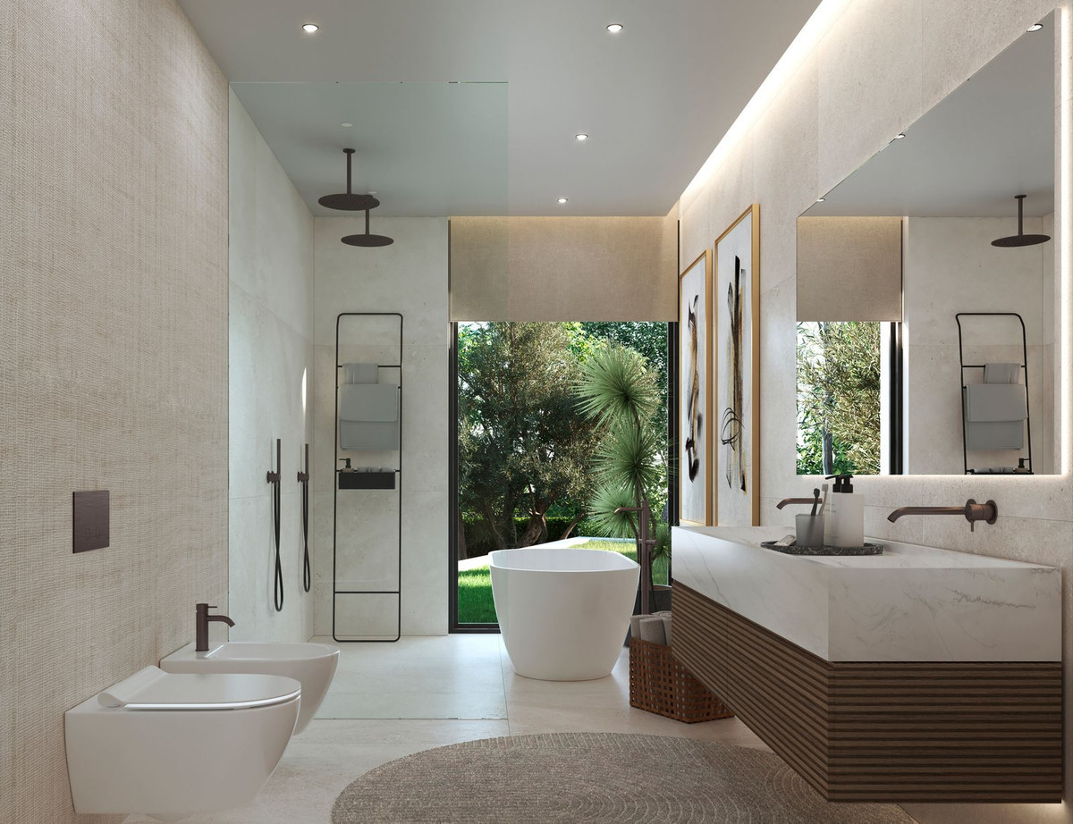 R4305991 - 4 Bedroom Villa in Marbella, Malaga