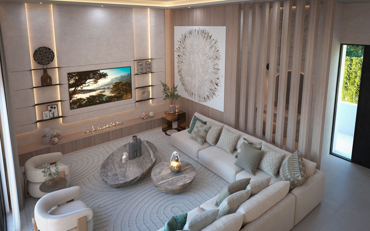 R4305991 - 4 Bedroom Villa in Marbella, Malaga