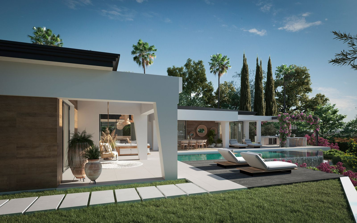 R4305991 - 4 Bedroom Villa in Marbella, Malaga