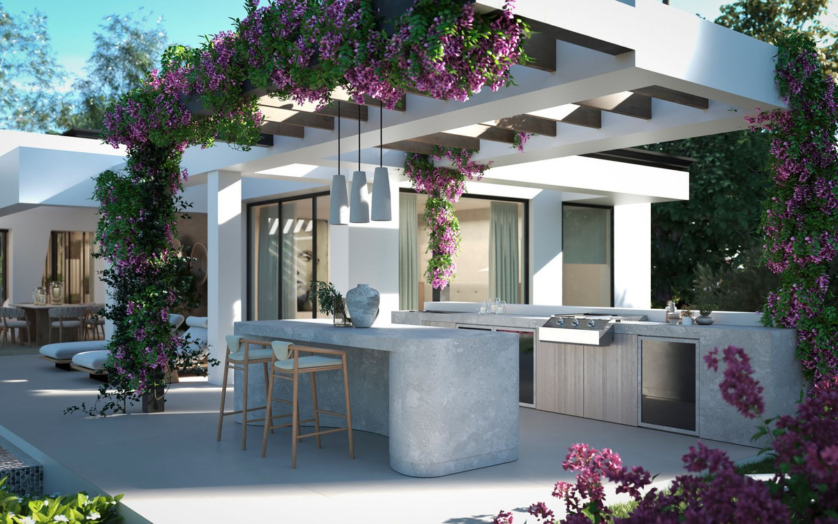 R4305991 - 4 Bedroom Villa in Marbella, Malaga