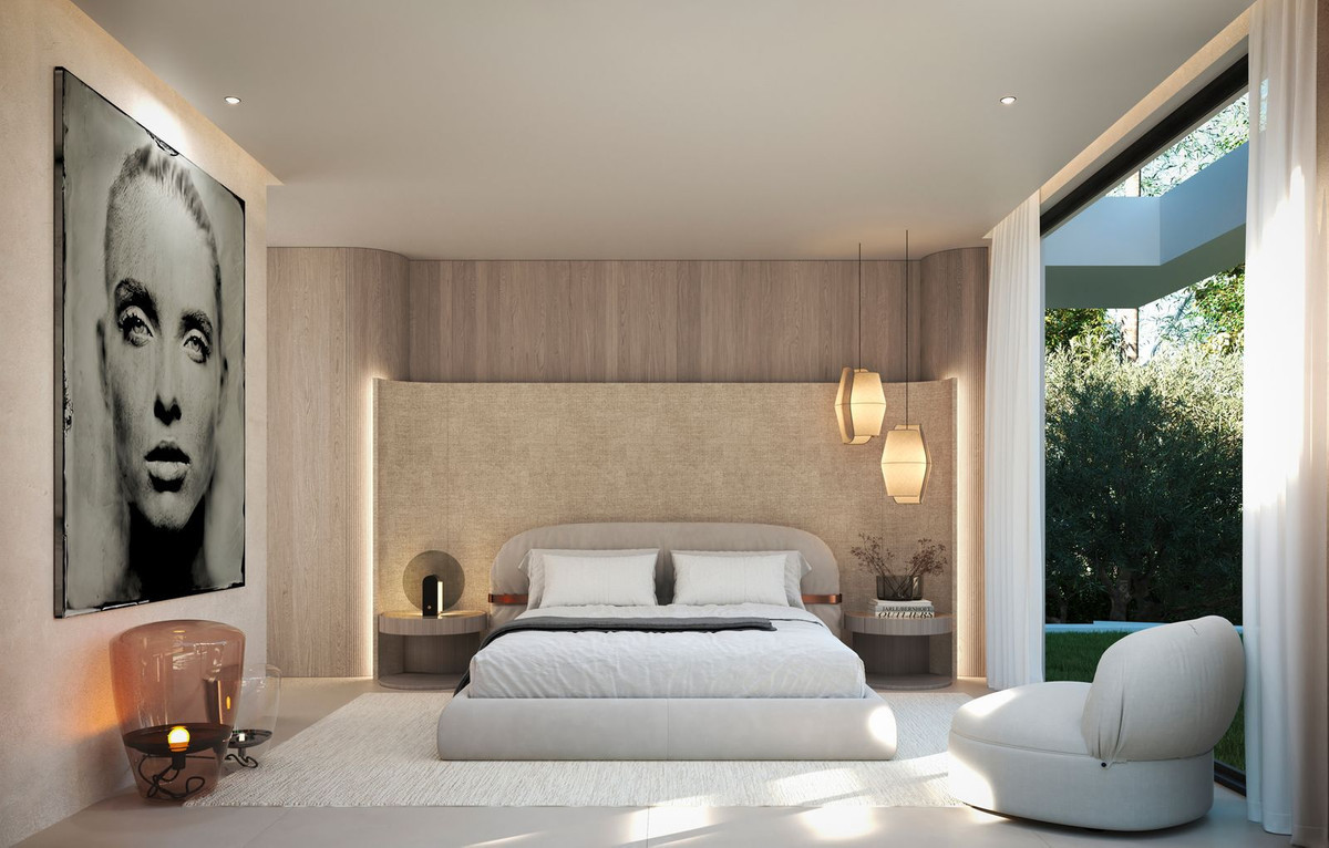 R4305991 - 4 Bedroom Villa in Marbella, Malaga
