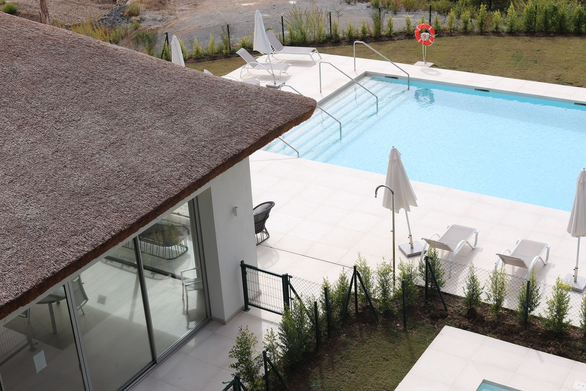 R4386970 - 3 Bedroom Penthouse in Benahavis, Malaga