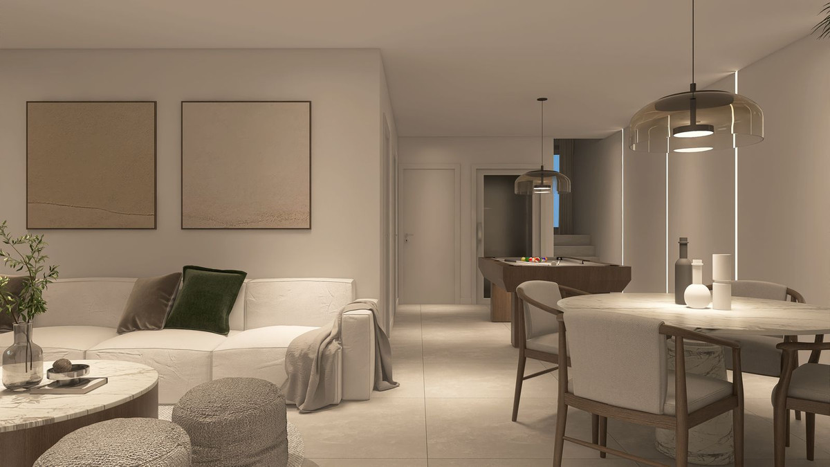 R4753999 - 5 Bedroom Town House in Mijas Costa, Malaga