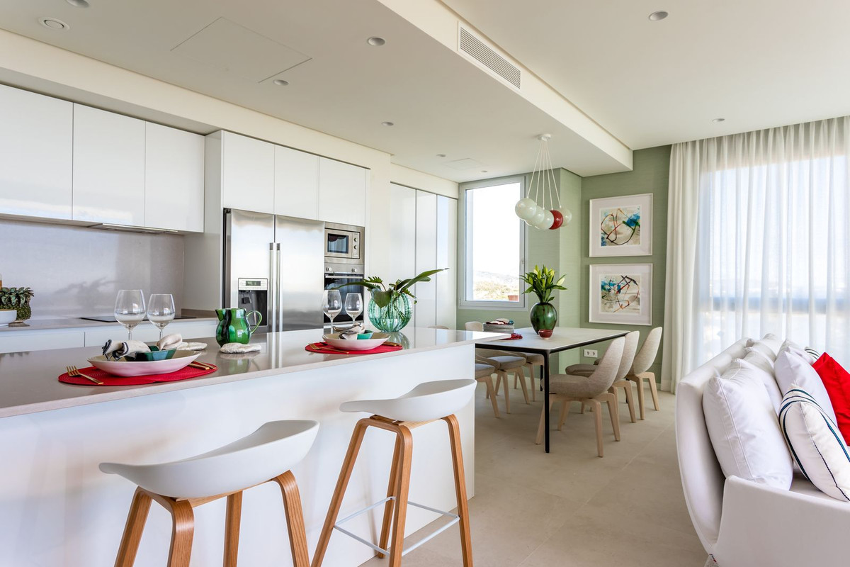 R4707253 - 3 Bedroom Apartment in Benahavis, Malaga