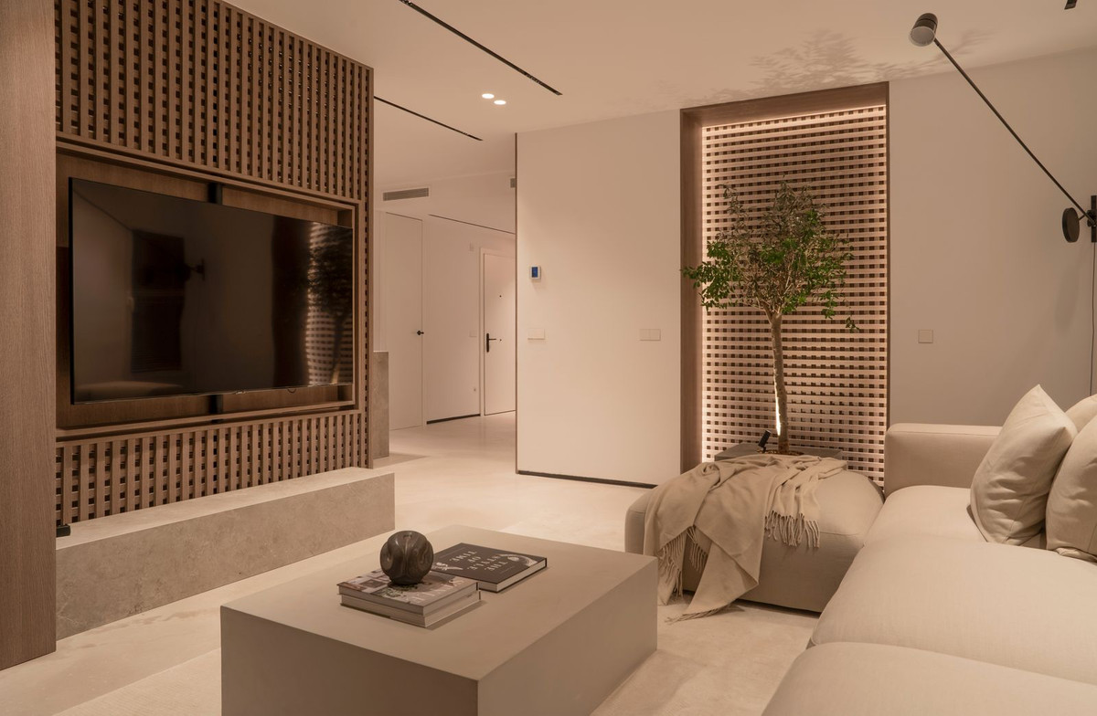 R4657357 - 2 Dormitorio Apartamento en Estepona, Málaga