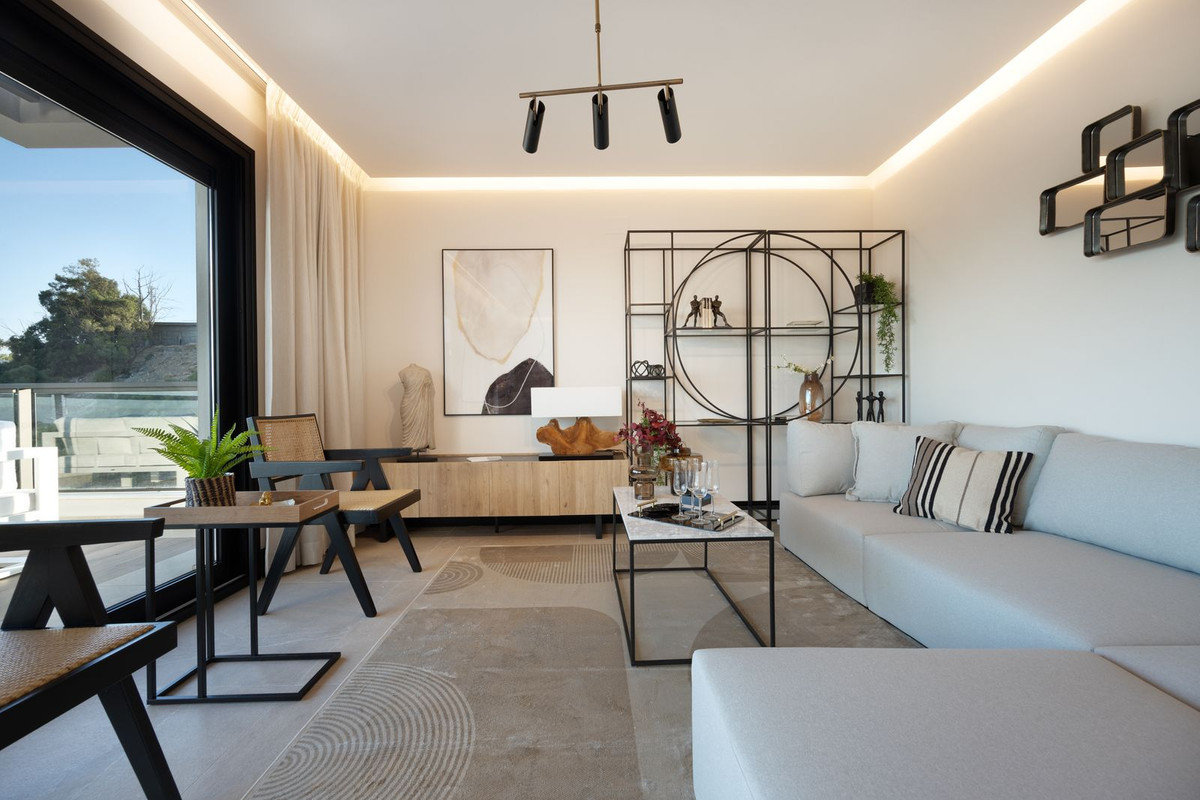 R4902445 - 3 Bedroom Apartment in Marbella, Malaga