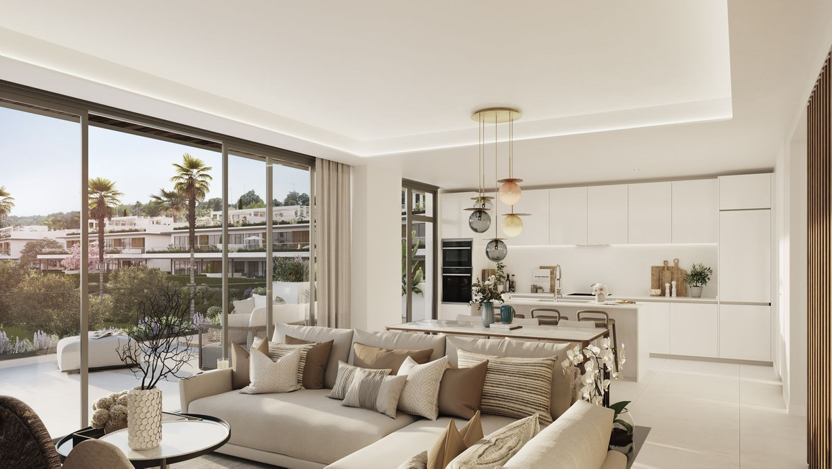 R4908874 - 4 Bedroom Apartment in Marbella, Malaga