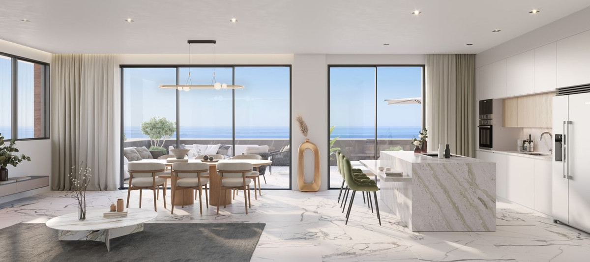 R4909657 - 3 Bedroom Apartment in Estepona, Malaga