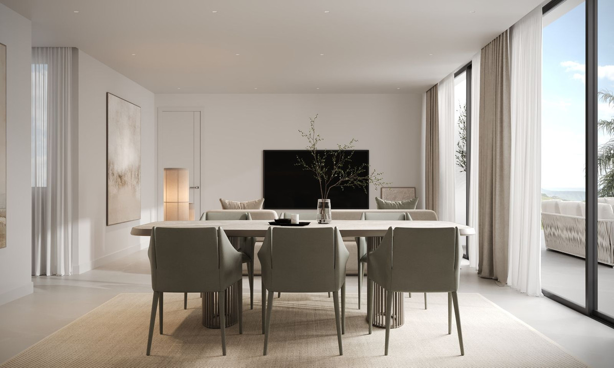 R4937989 - 3 Bedroom Penthouse in Estepona, Malaga