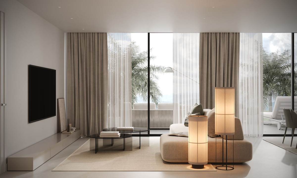 R4937989 - 3 Bedroom Penthouse in Estepona, Malaga