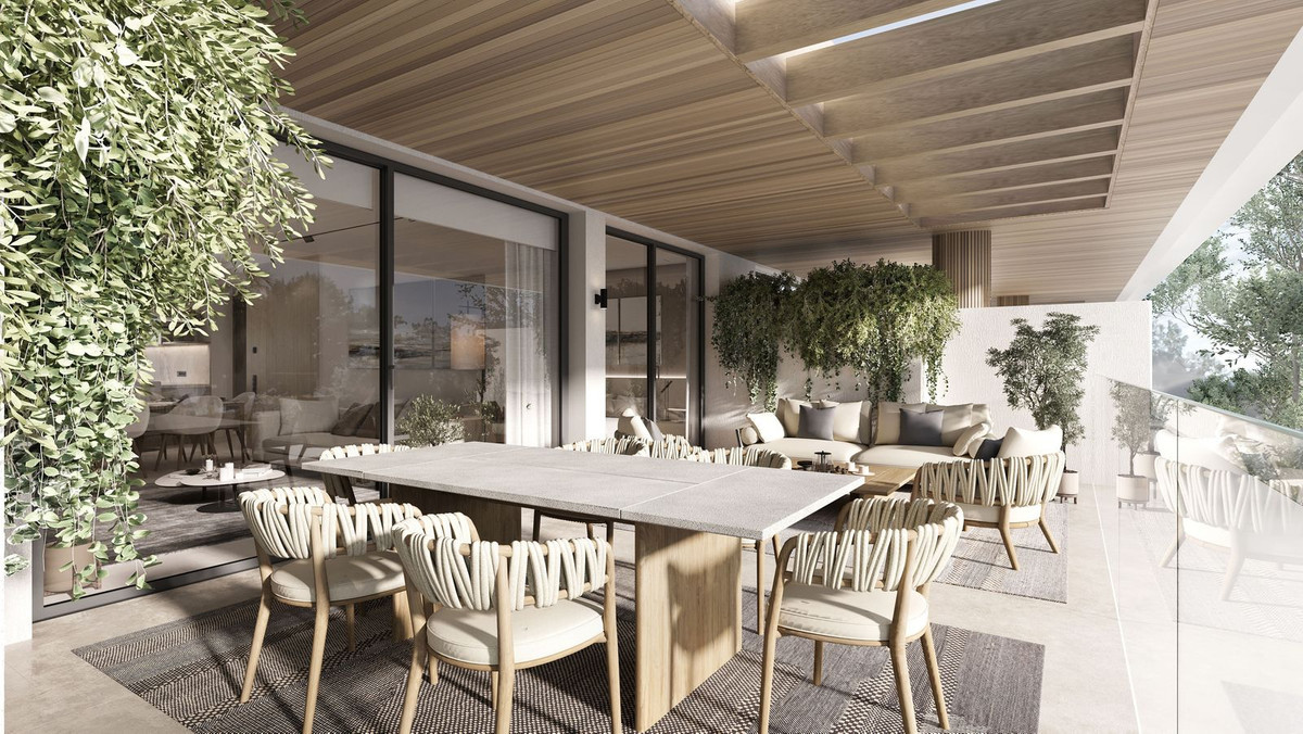 R4967017 - 3 Bedroom Penthouse in Estepona, Malaga