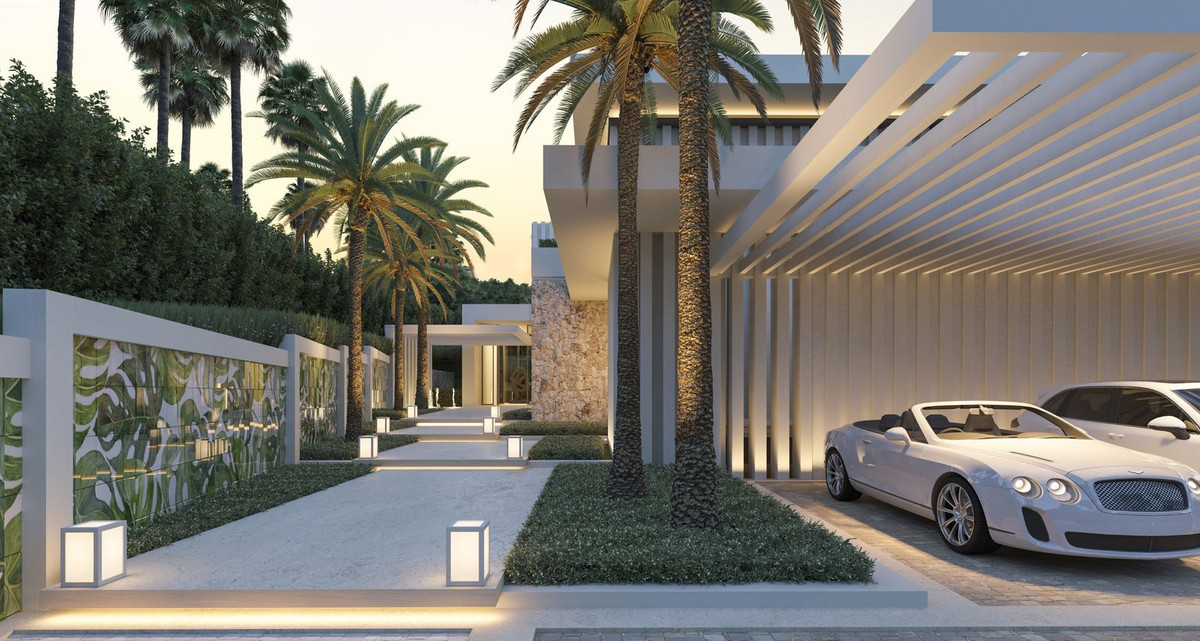 R4994005 - 7 Bedroom Villa in Marbella, Malaga