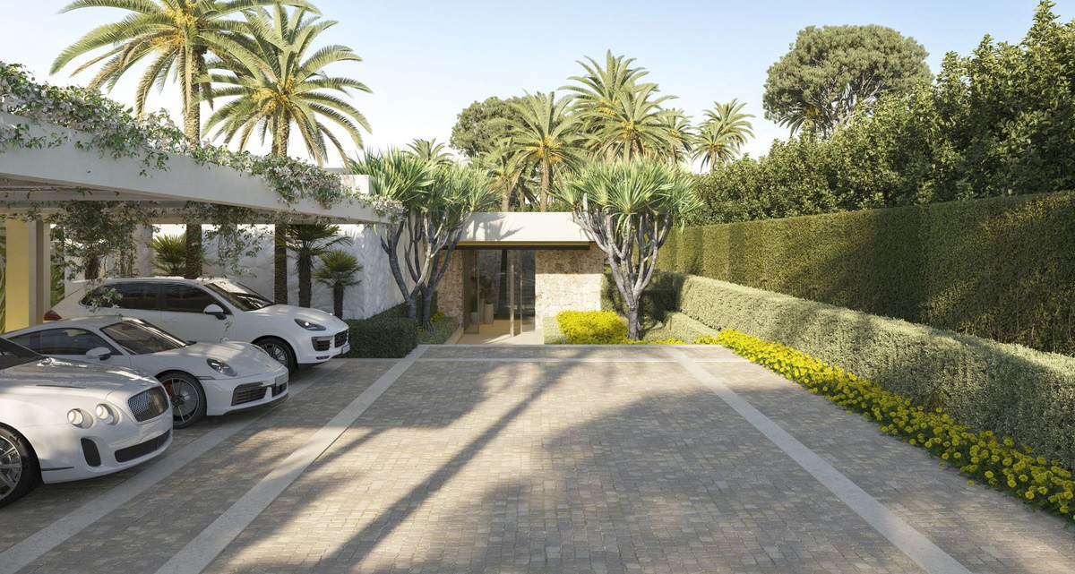 R4994011 - 7 Bedroom Villa in Marbella, Malaga