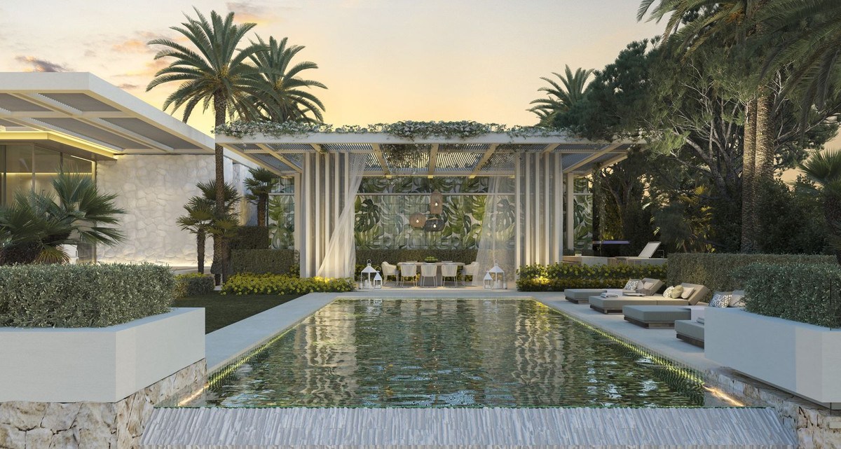 R4994011 - 7 Bedroom Villa in Marbella, Malaga