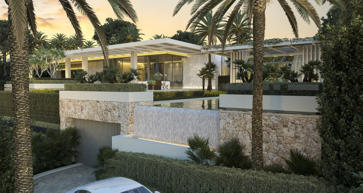 R4994011 - 7 Bedroom Villa in Marbella, Malaga