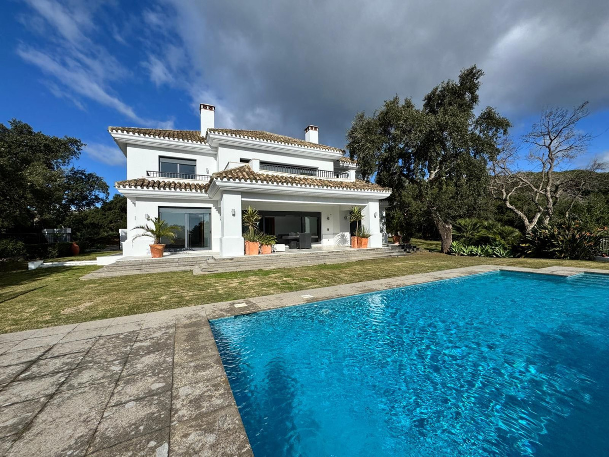 R4990477 - 5 Bedroom Villa in Sotogrande, Cadiz