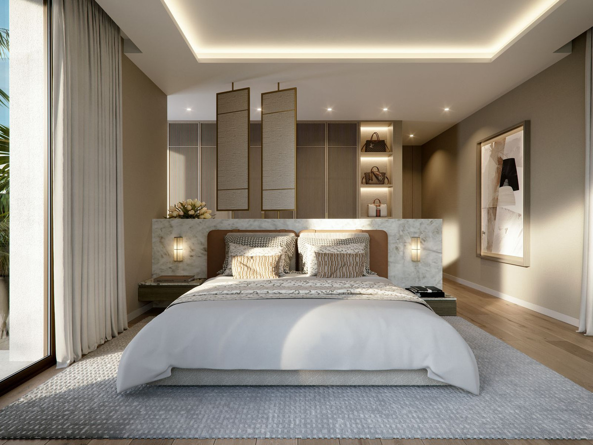 R4836127 - 4 Bedroom Villa in Marbella, Malaga