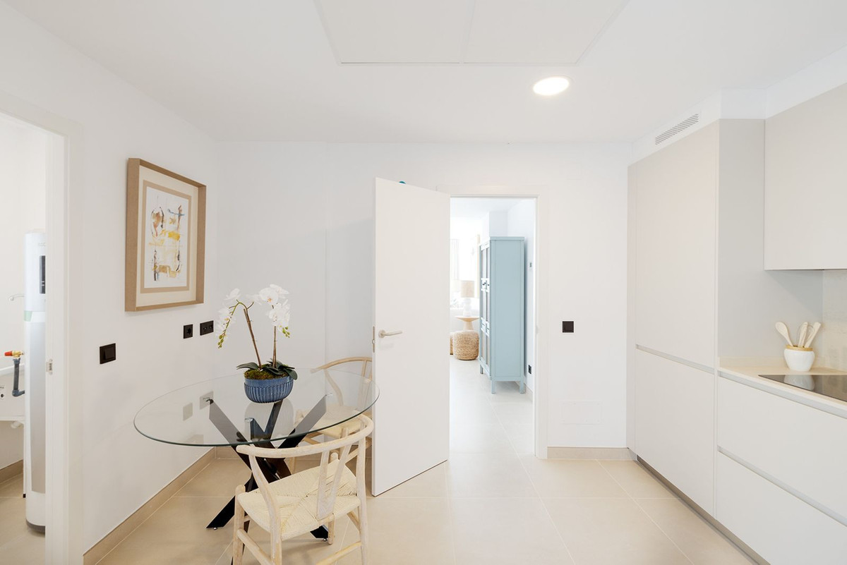 R4884448 - 2 Bedroom Apartment in Casares, Malaga