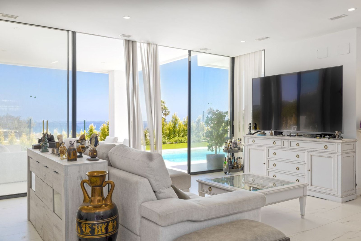 R4892890 - 4 Bedroom Villa in Sotogrande, Cadiz