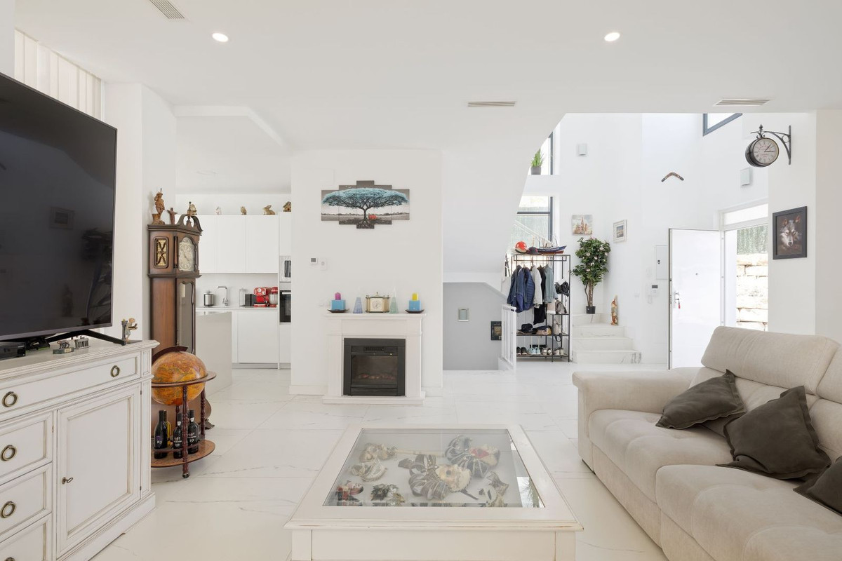R4892890 - 4 Bedroom Villa in Sotogrande, Cadiz