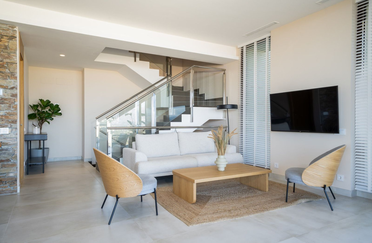 R3332665 - 4 Bedroom Villa in Benahavis, Malaga