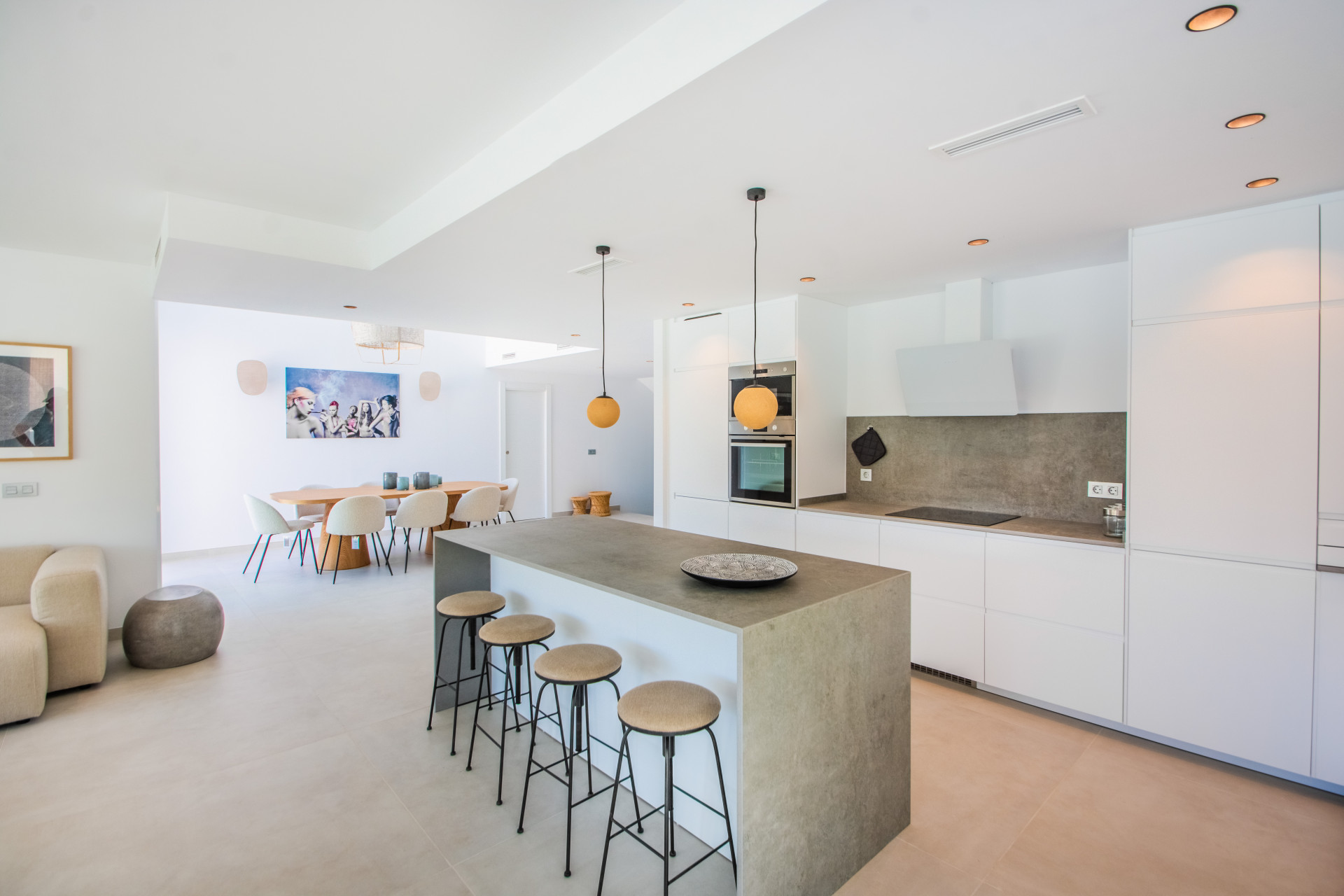951-00007P - 3 Bedroom Villa in Marbella, Malaga