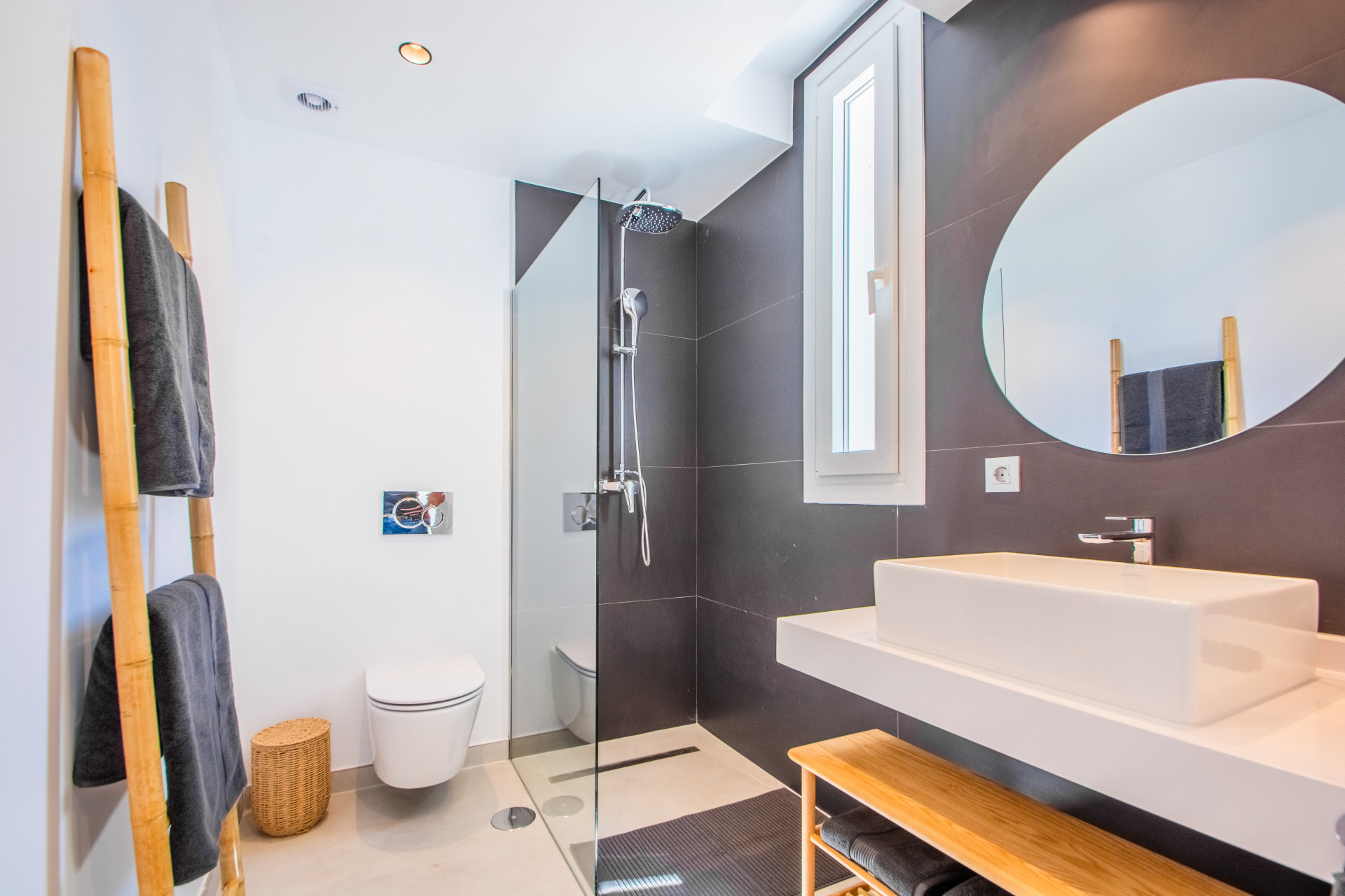 951-00007P - 3 Bedroom Villa in Marbella, Malaga