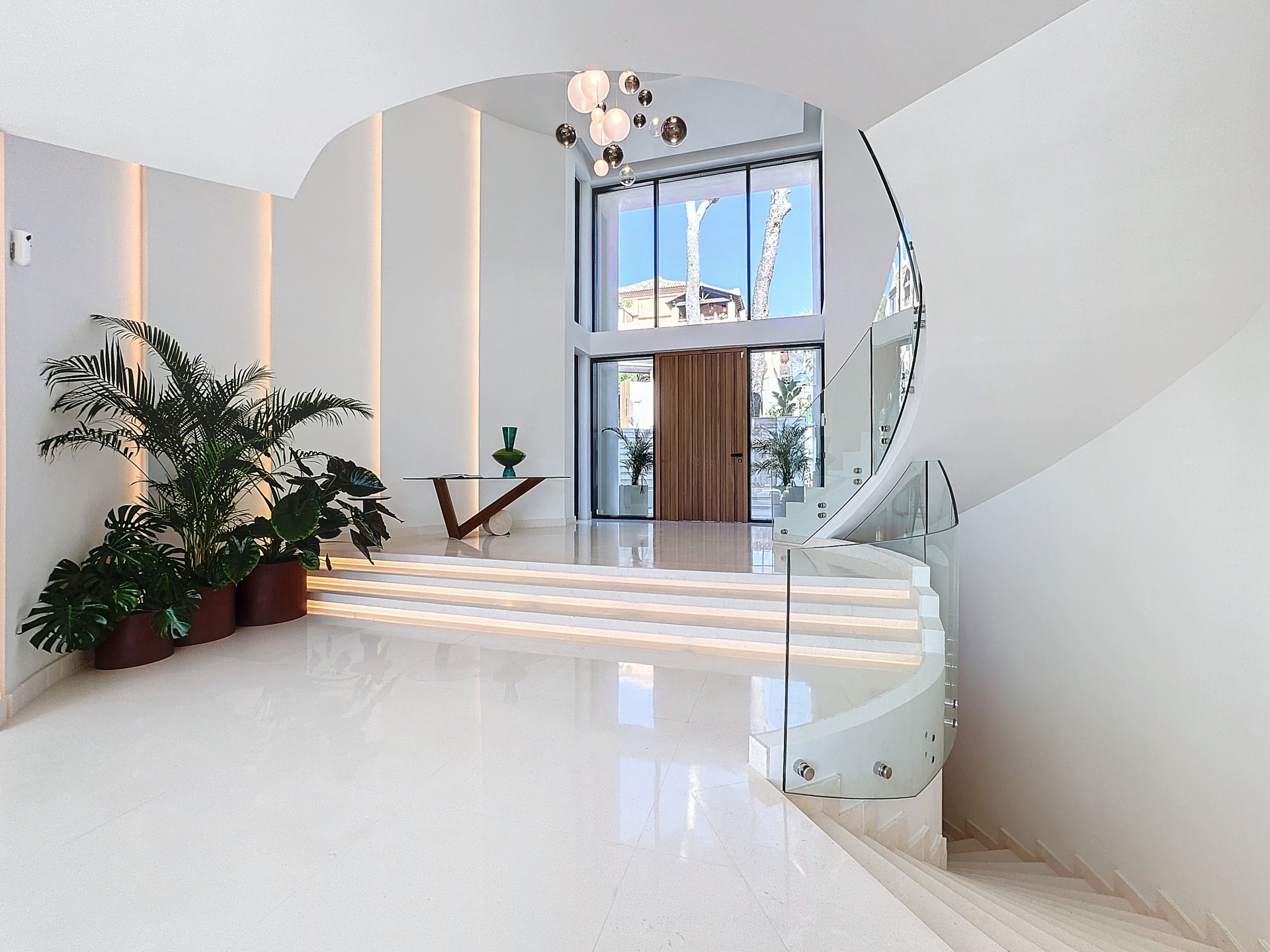 951-00001P - 7 Bedroom Villa in Marbella, Malaga