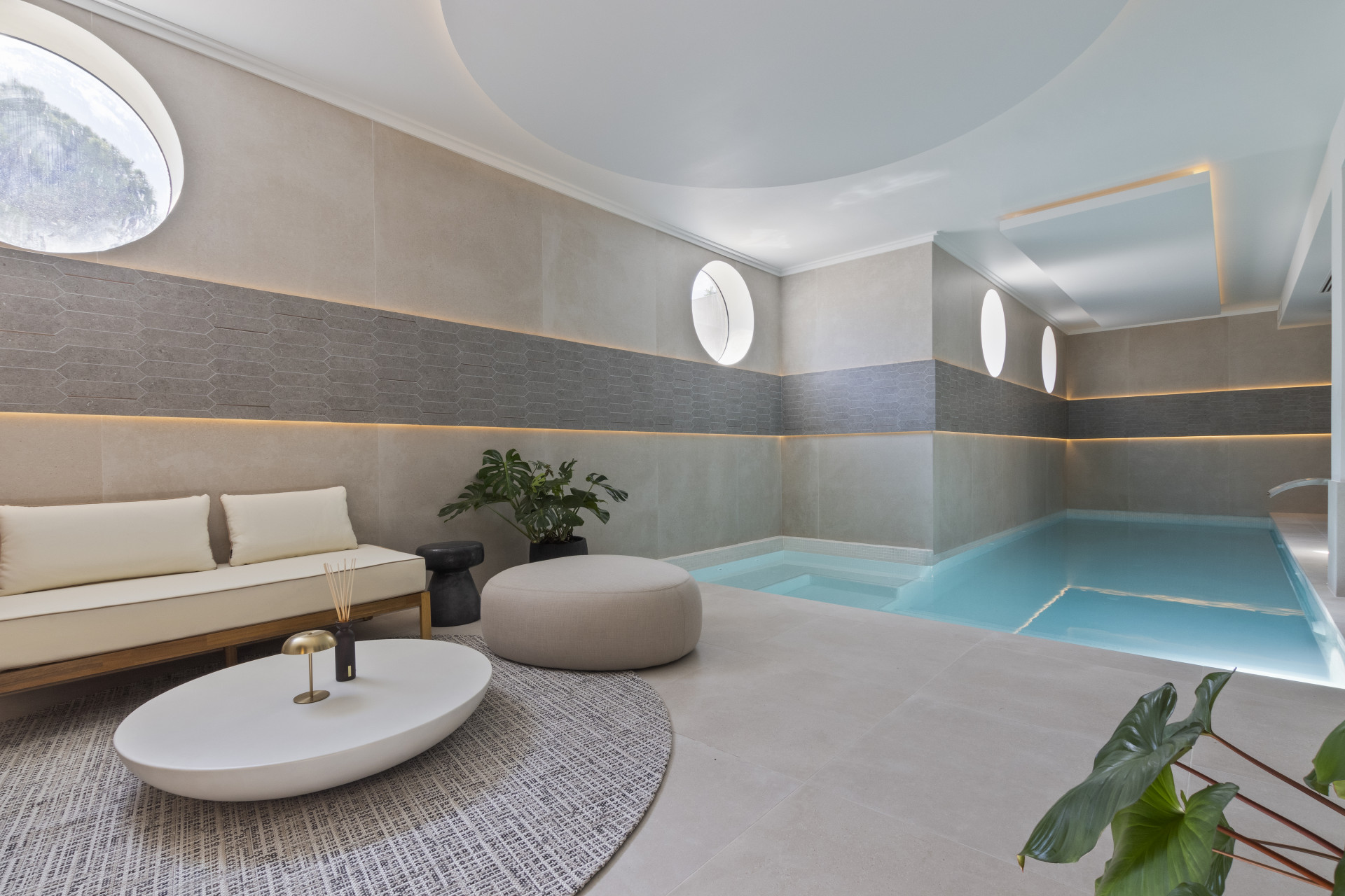 951-00001P - 7 Bedroom Villa in Marbella, Malaga