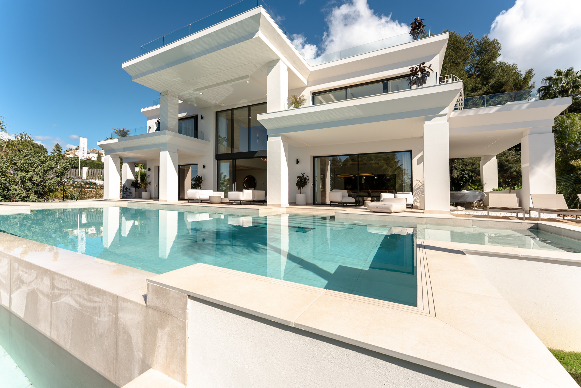 951-00001P - 7 Bedroom Villa in Marbella, Malaga