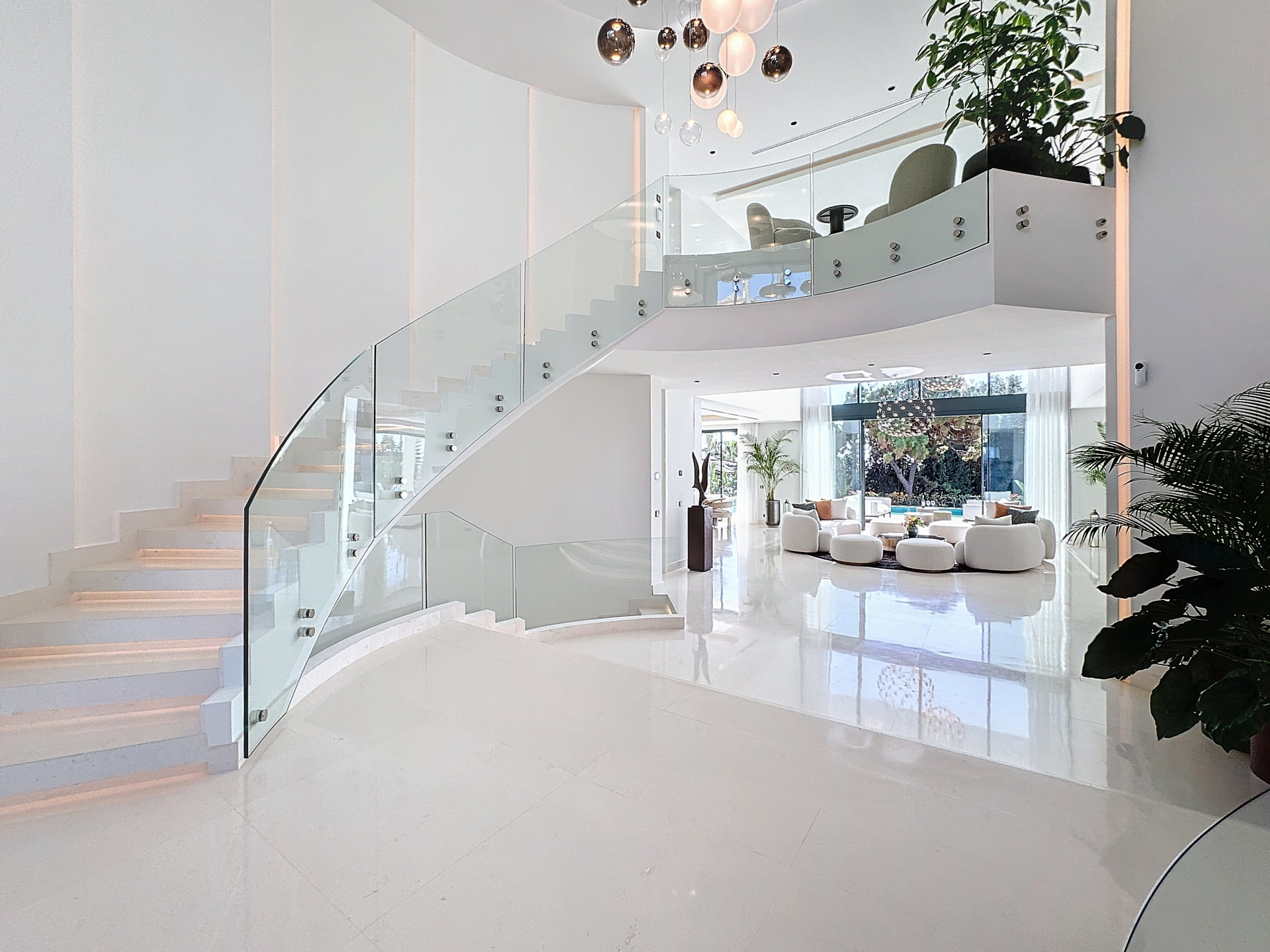 951-00001P - 7 Bedroom Villa in Marbella, Malaga