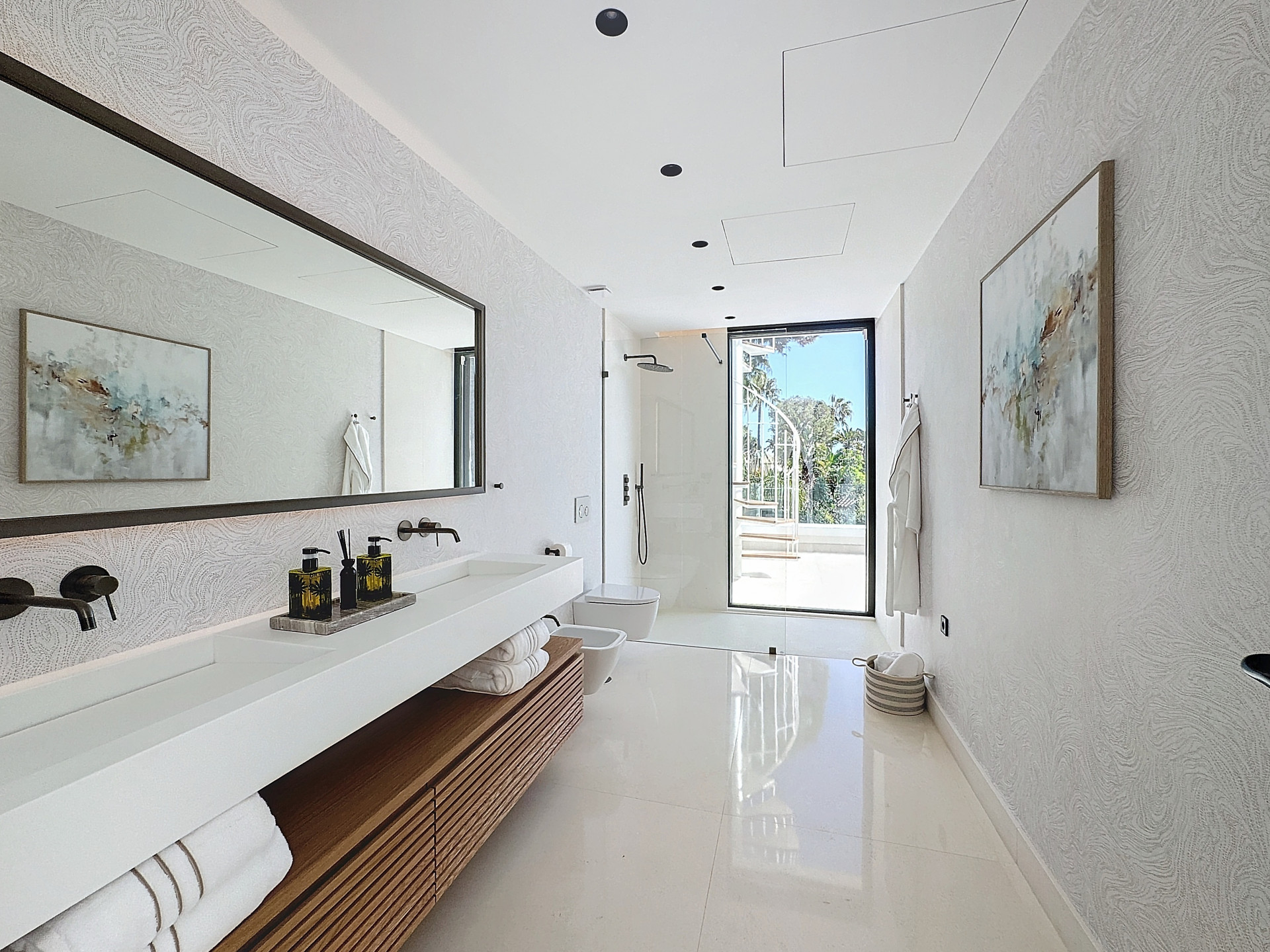 951-00001P - 7 Bedroom Villa in Marbella, Malaga