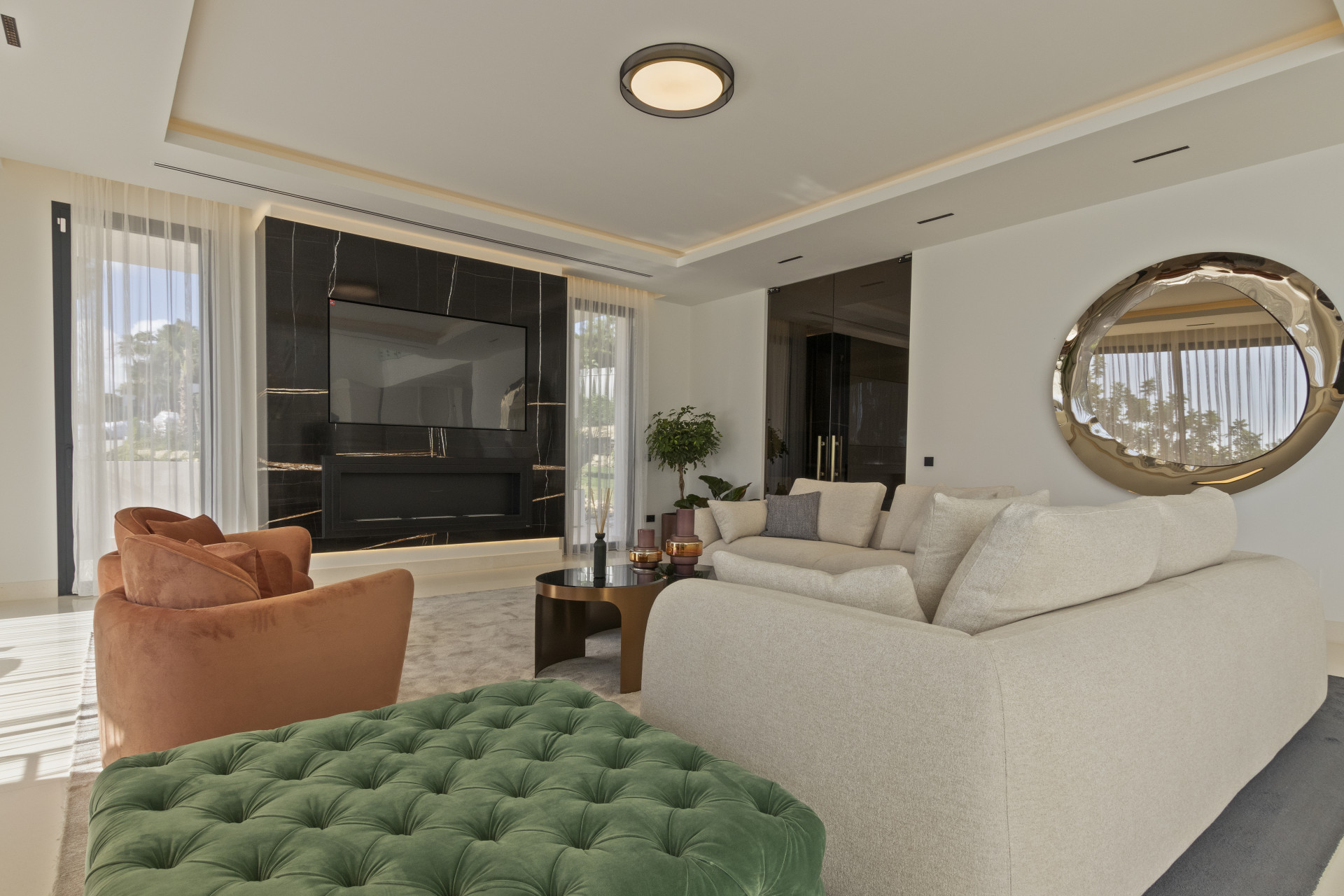 951-00001P - 7 Bedroom Villa in Marbella, Malaga