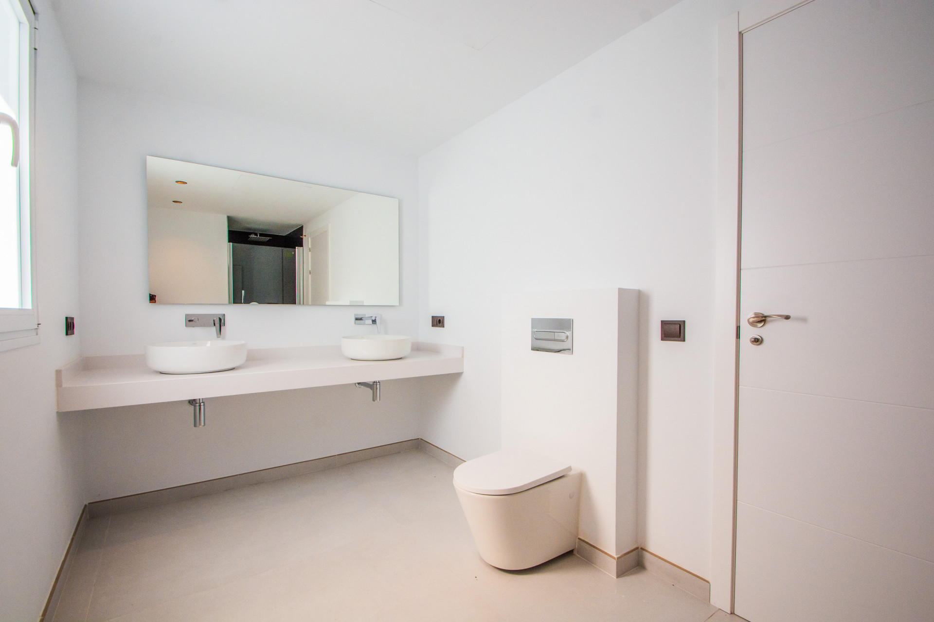 951-00009P - 4 Bedroom Villa in Marbella, Malaga