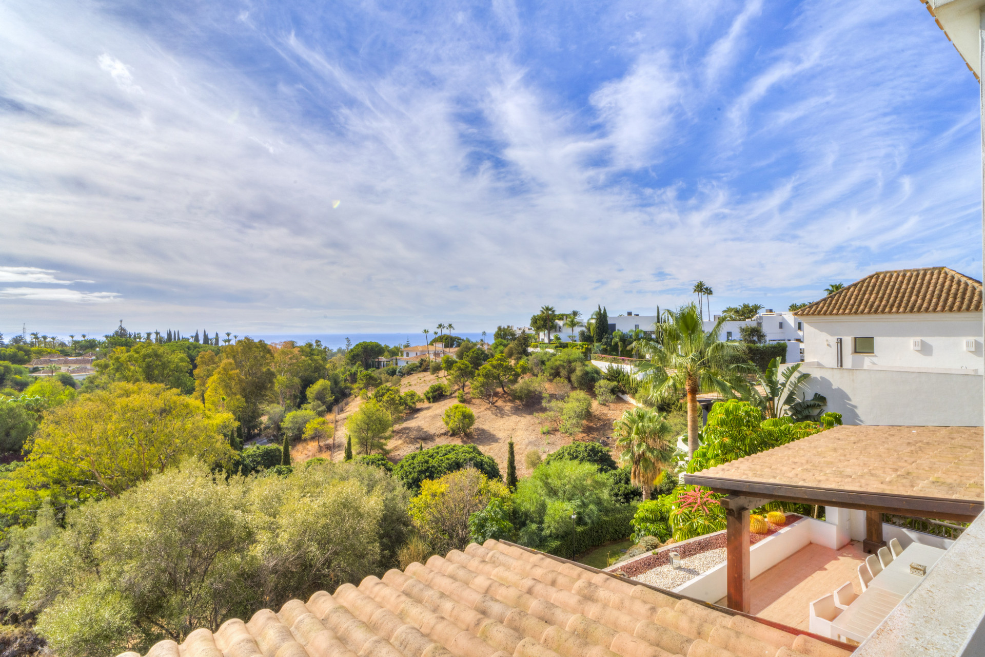 951-00063P - 5 Bedroom Villa in Marbella, Malaga