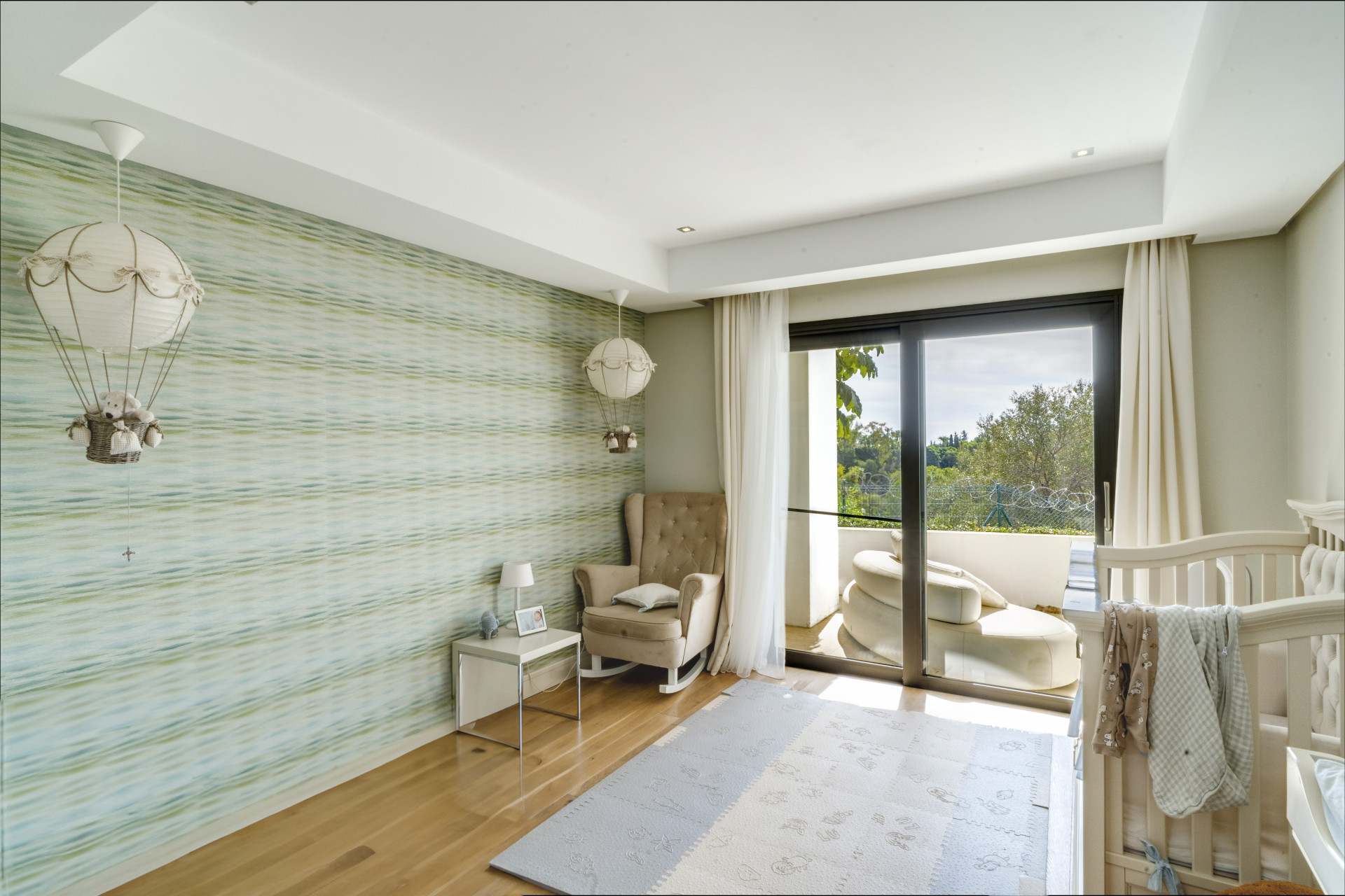951-00063P - 5 Bedroom Villa in Marbella, Malaga