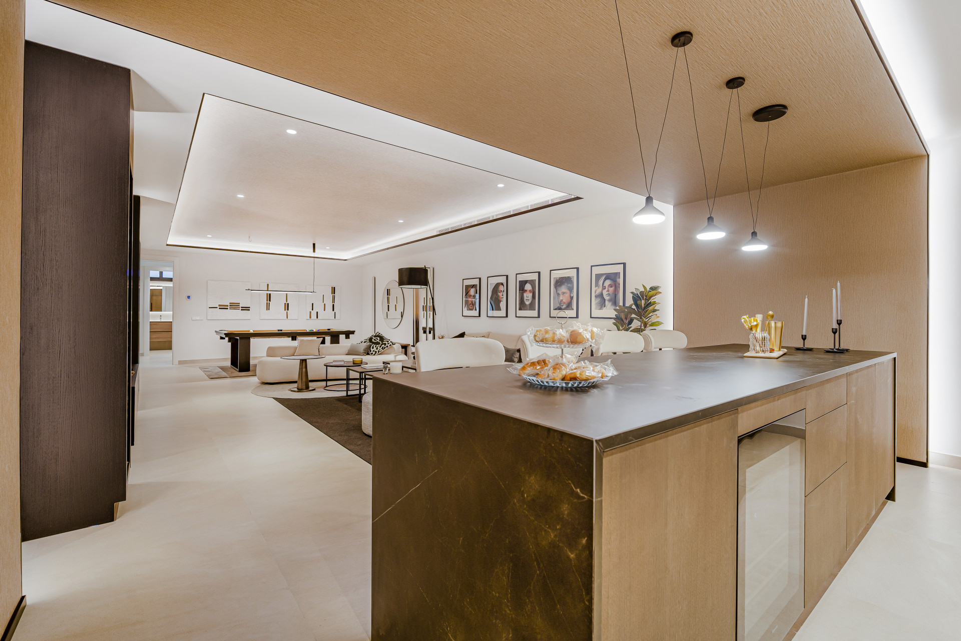 951-00044P - 6 Bedroom Villa in Marbella, Malaga