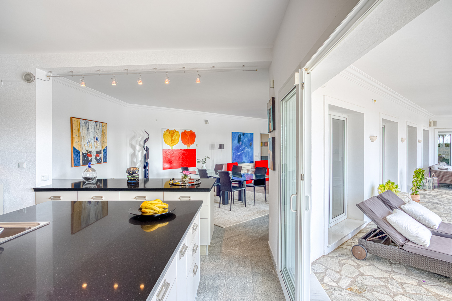 951-00057P - 4 Bedroom Villa in Marbella, Malaga