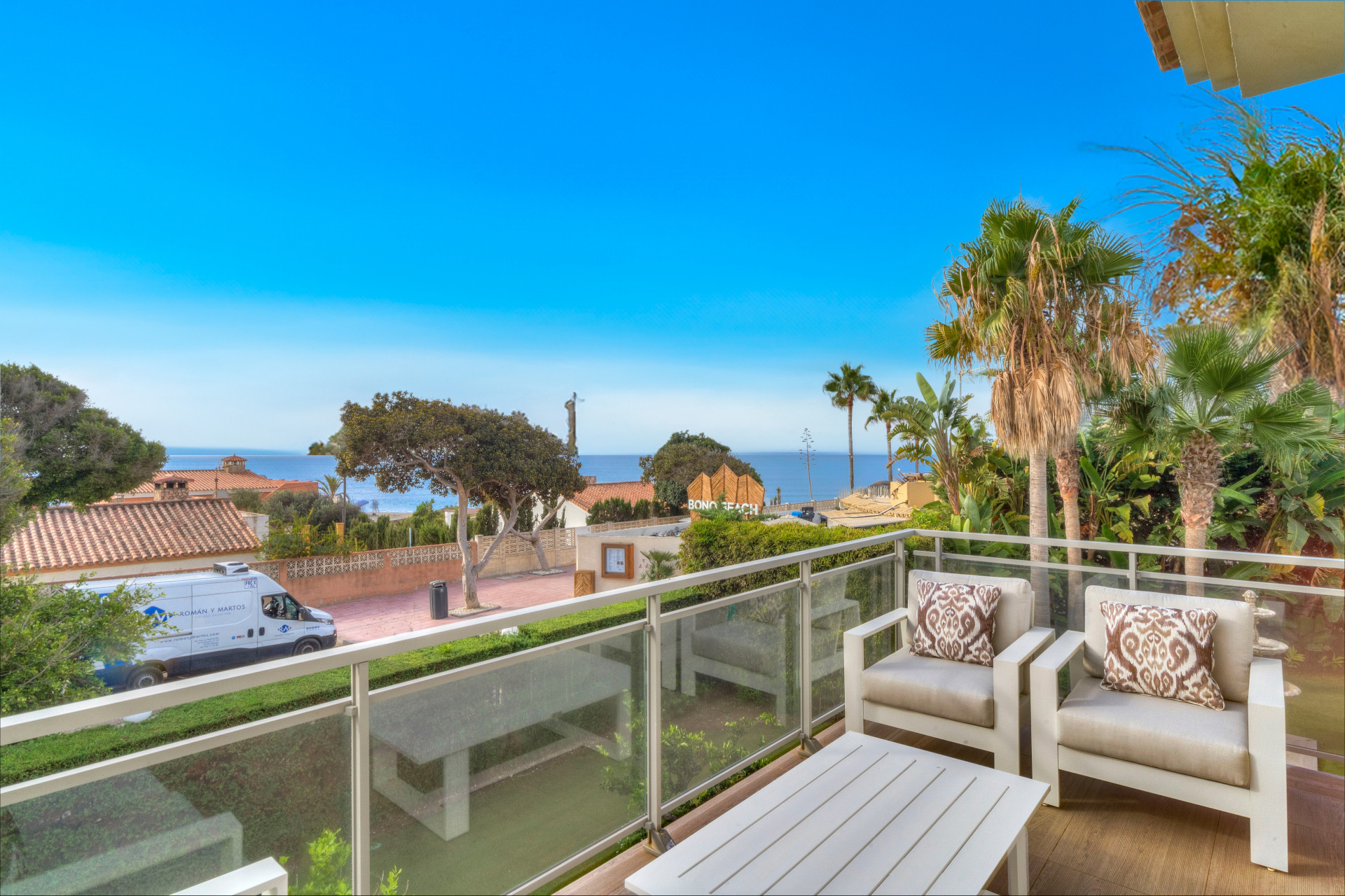 951-00054P - 5 Bedroom Villa in Marbella, Malaga