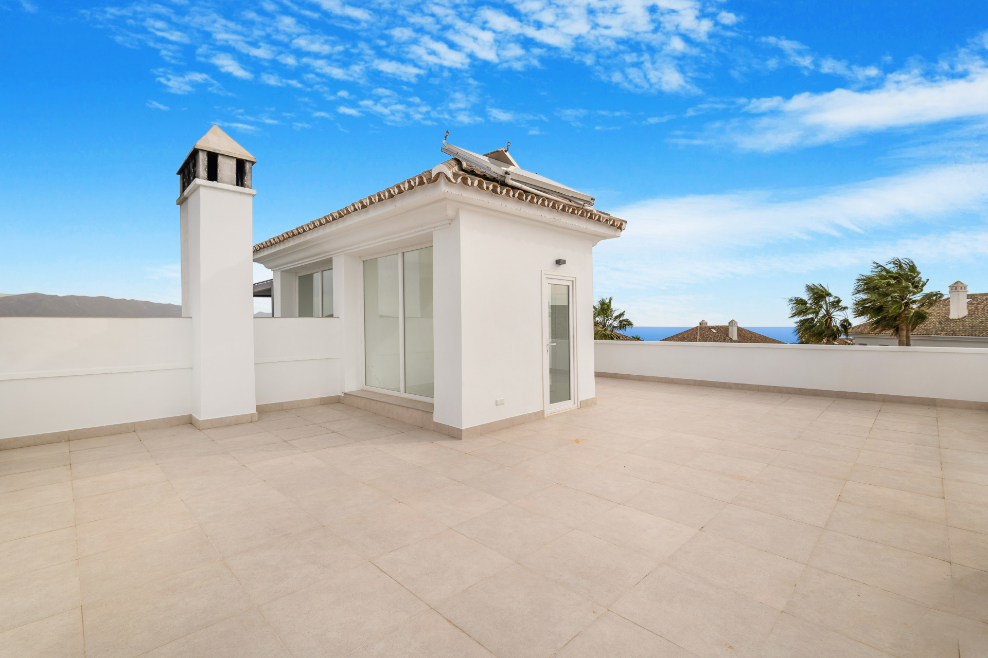 951-00058P - 3 Bedroom Villa in Marbella, Malaga