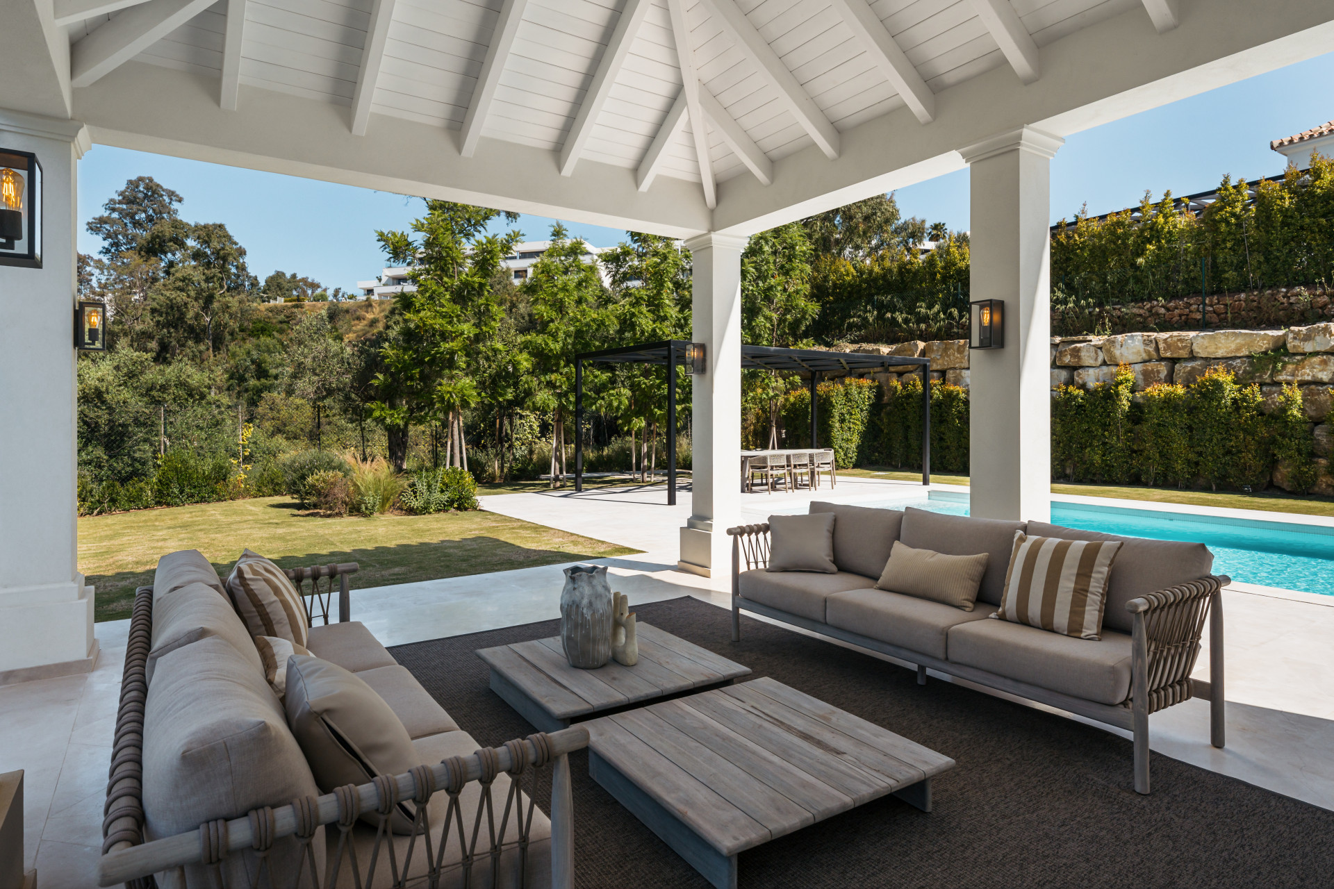 951-00199P - 4 Bedroom Villa in Marbella, Malaga
