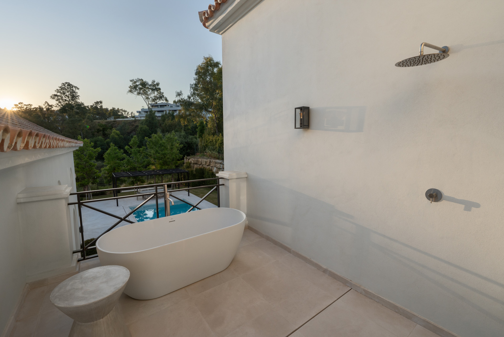 951-00199P - 4 Bedroom Villa in Marbella, Malaga