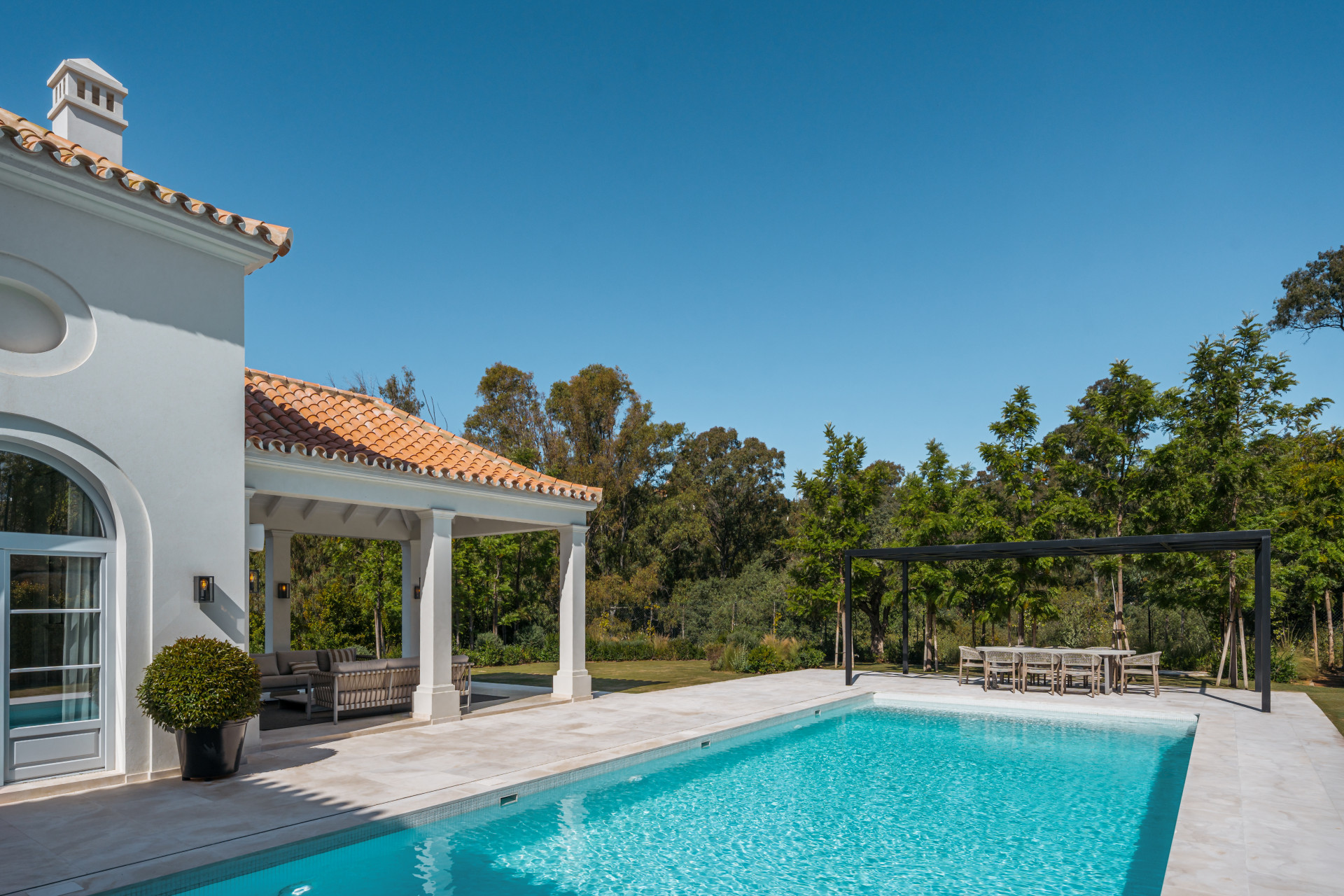 951-00199P - 4 Bedroom Villa in Marbella, Malaga