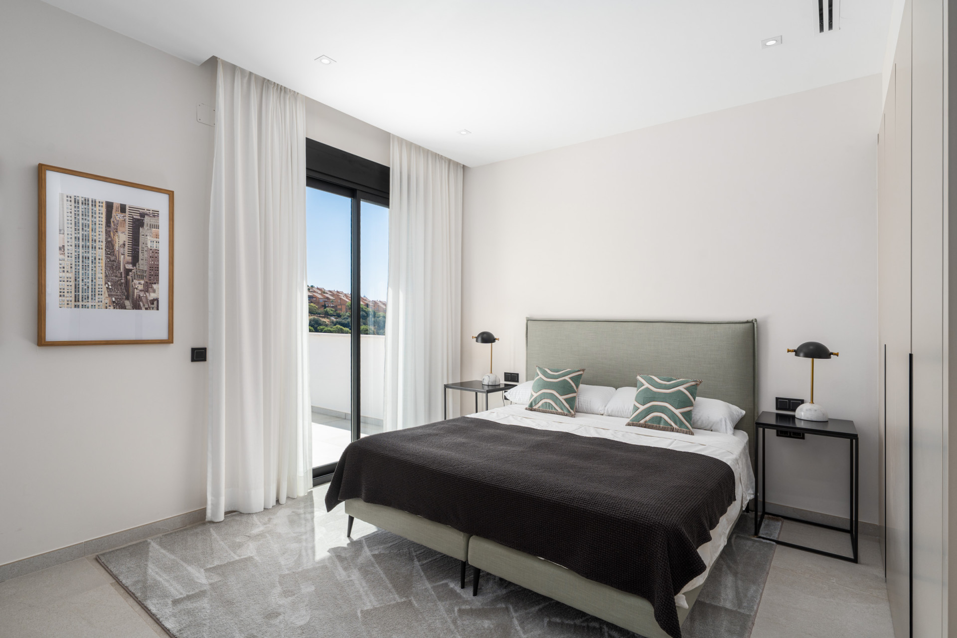 951-00192P - 5 Bedroom Villa in Marbella, Malaga