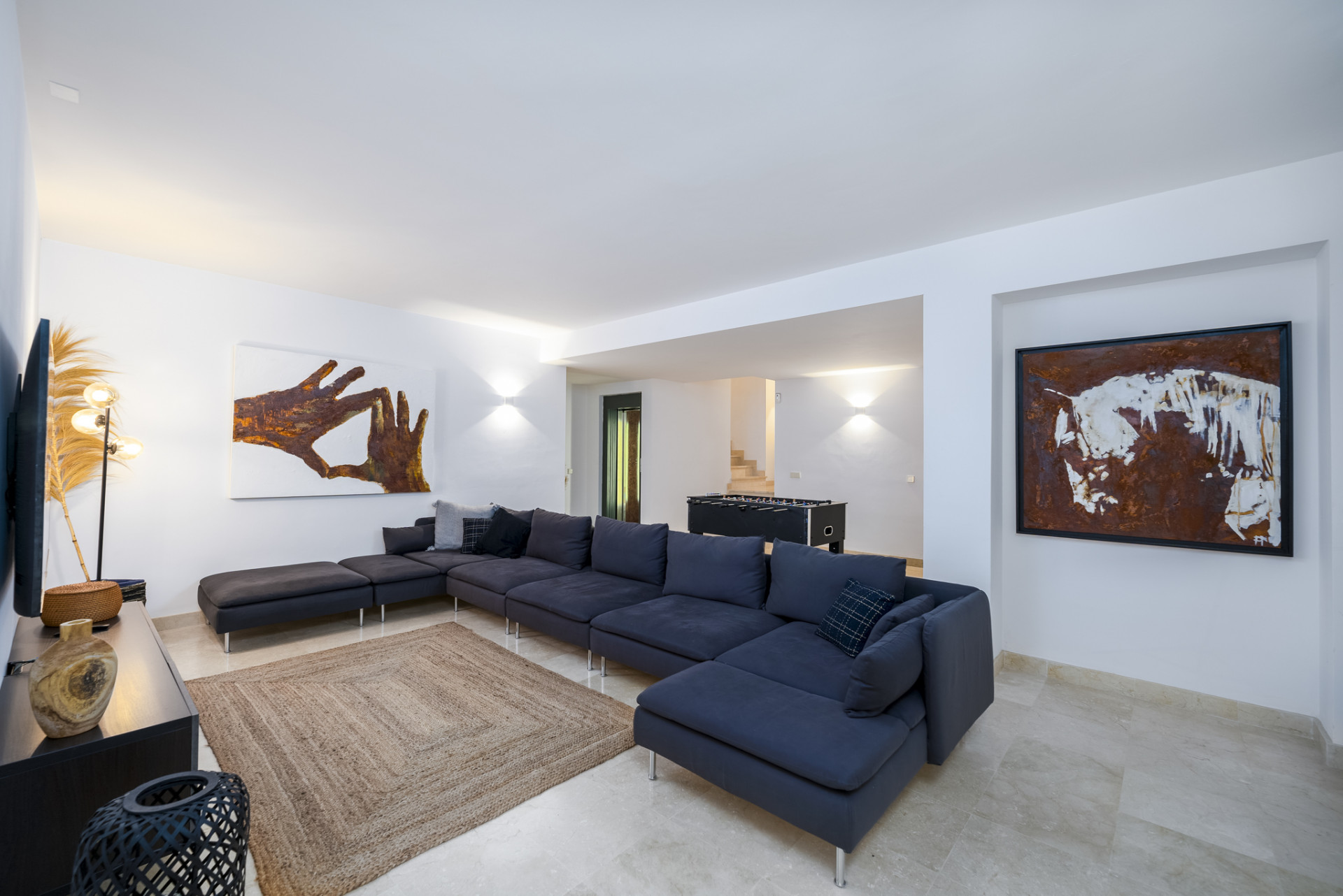 951-00189P - 6 Bedroom Villa in Marbella, Malaga
